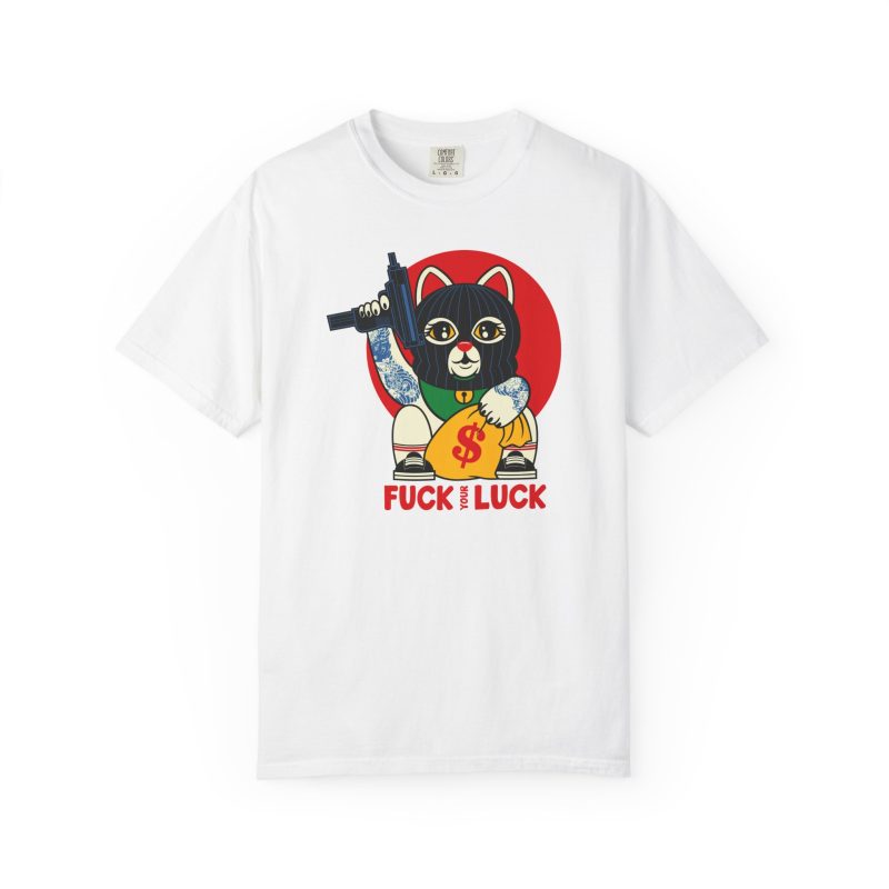 Front of the tee showing a lucky cat in a black balaclava with blue arm tattoos, a submachine gun, a yellow money bag and a red disc