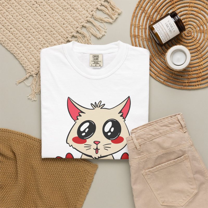 Cream cat, glossy black eyes, red hearts and bold black LOVE lettering in the front print