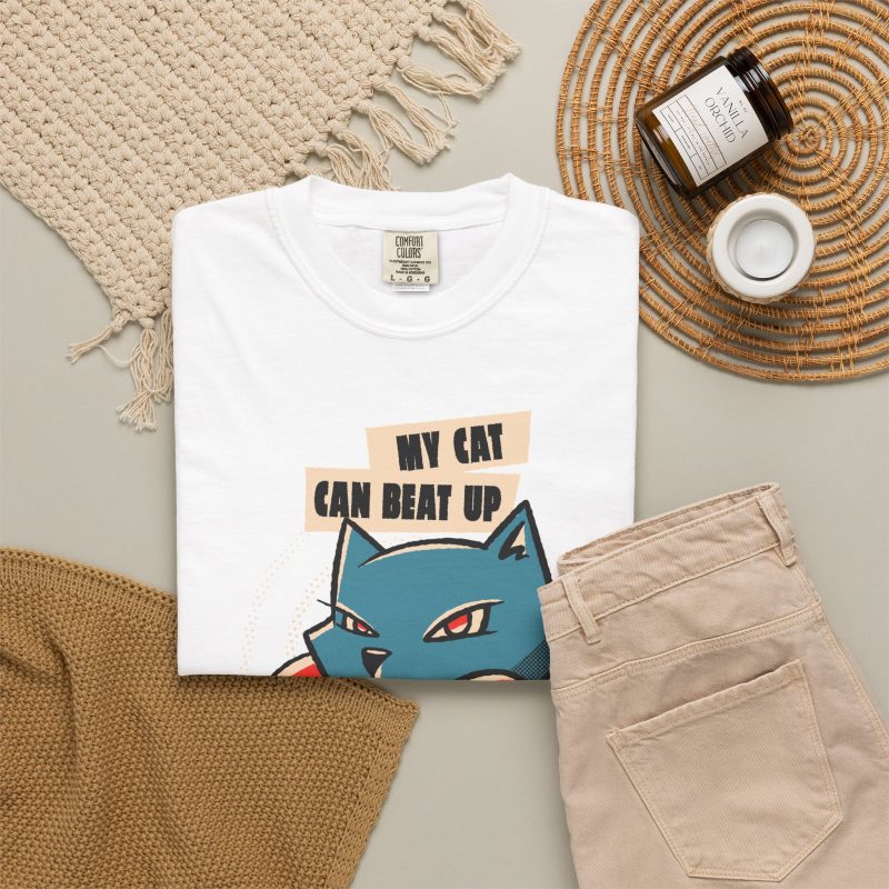 Blue boxer cat with red gloves and a determined expression and bold lettering in the front print