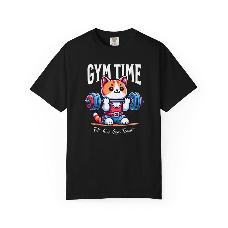 Front of the tee showing an orange-and-white kitten lifting a barbell with blue and pink weight plates
